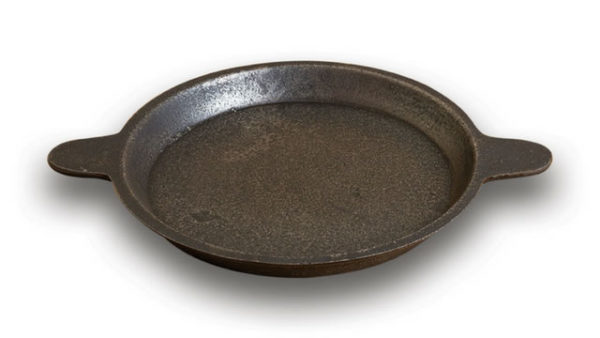 Cast Iron Pan Raised Edge - Image 2